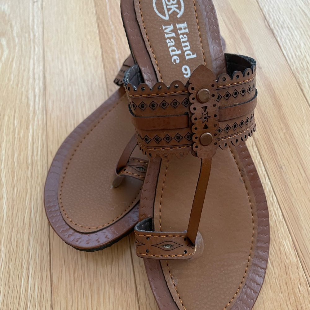 Hand made brand new flat sandals 6-7